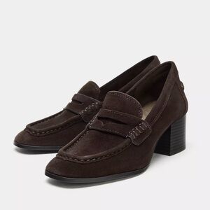 NWT Zara Split Suede Heel Loafers